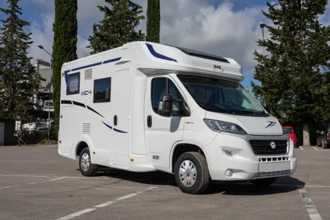 Autocaravana Alquiler MC4 231 4 Plazas