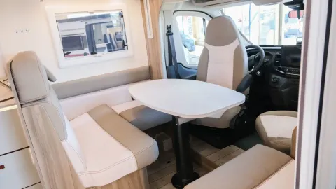 Autocaravana perfilada Roller Team Kronos 294 TL Spring Edition (2026)