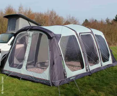 avance para Furgoneta Movelite 4 Mid, altura 210-255cm, W310xD495cm