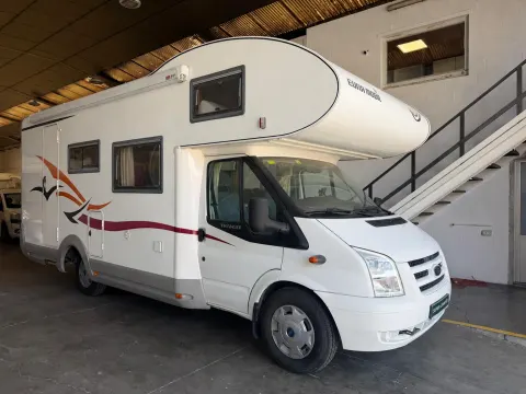 Autocaravana de ocasión Ford EuraMobil Capuchina gama alta (2009)