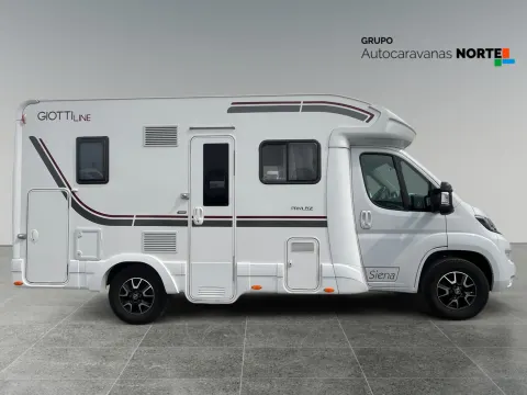 Autocaravana GIOTTILINE SIENA 322 SIENNA 350 Ocasión