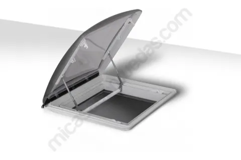 Claraboya RoofSTAR 4 40 x 40 con mosquitera y oscurecedor