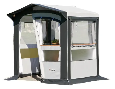 Cocina Inaca Messina con Tapas Frontal enrollable 190 x 145 cm.