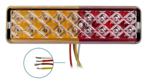 Luz de marcha atrás de 12/24 V y LED de 3 funciones.