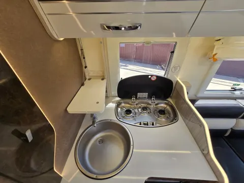 Elnagh Magnum 582 160CV Autocaravana Familiar
