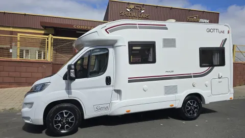 Autocaravana GIOTTILINE SIENA 330 PRIVILEGE 140CV