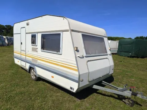 Caravana Knaus Sudwind 395