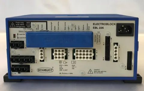 Centralita Schaudt EBL 226 con cargador integrado